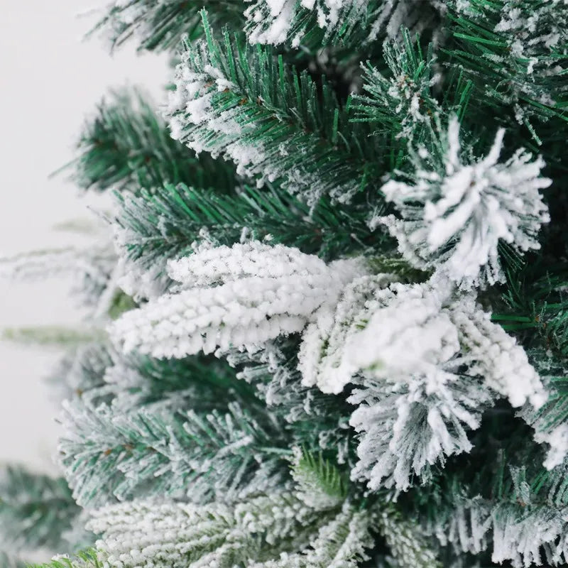 Snow-Sprayed PE&PVC Artificial Christmas Tree