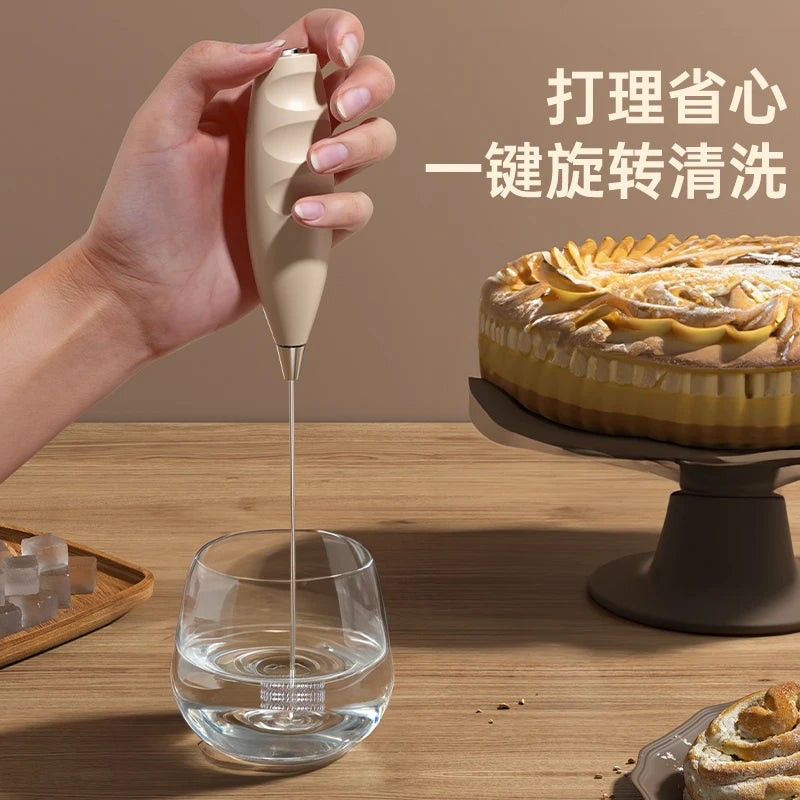 Mini batedor de leite portátil, ideal para café com leite, cappuccino, frappé, matcha, chocolate quente e outras bebidas.