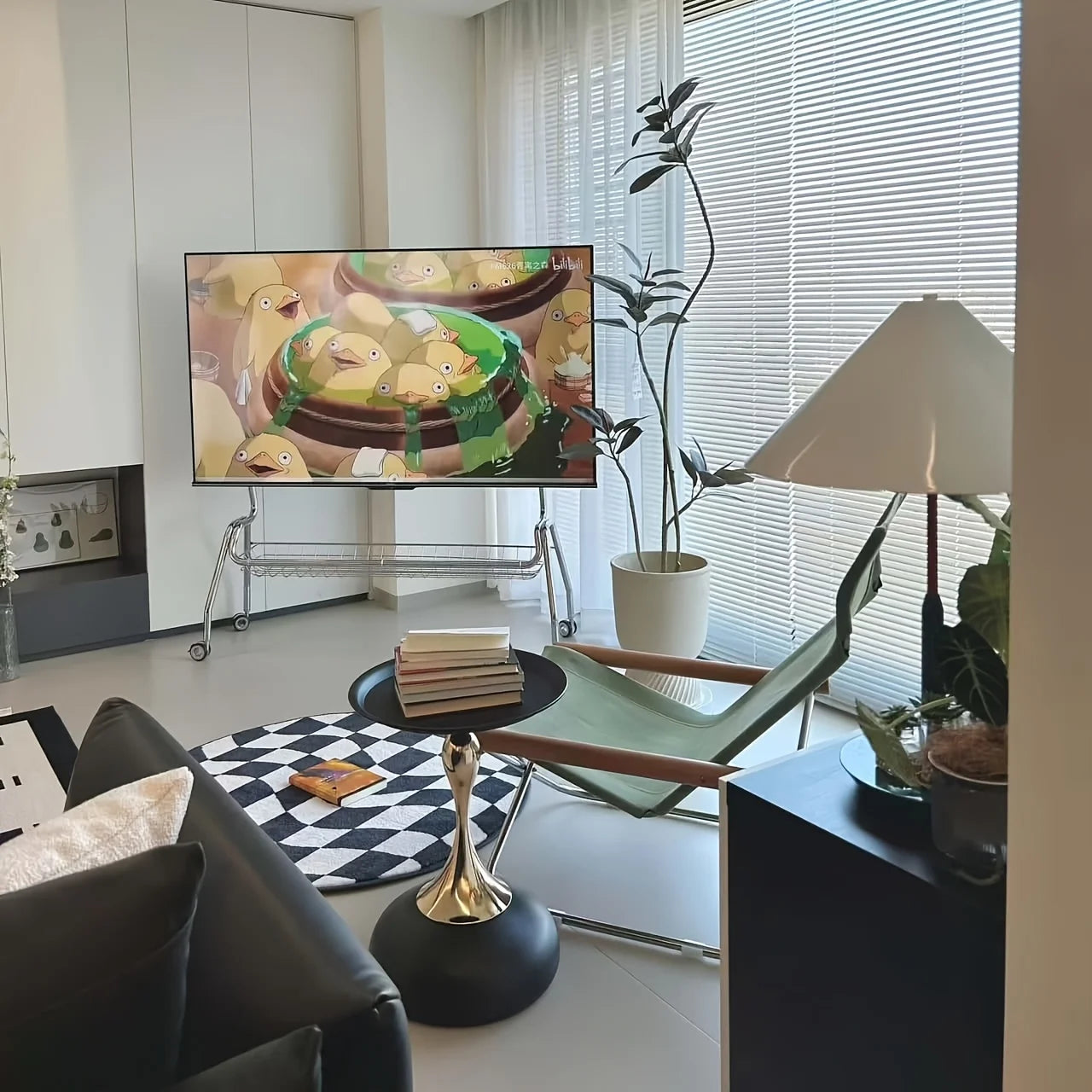 White Round Coffee Table with Gold Base