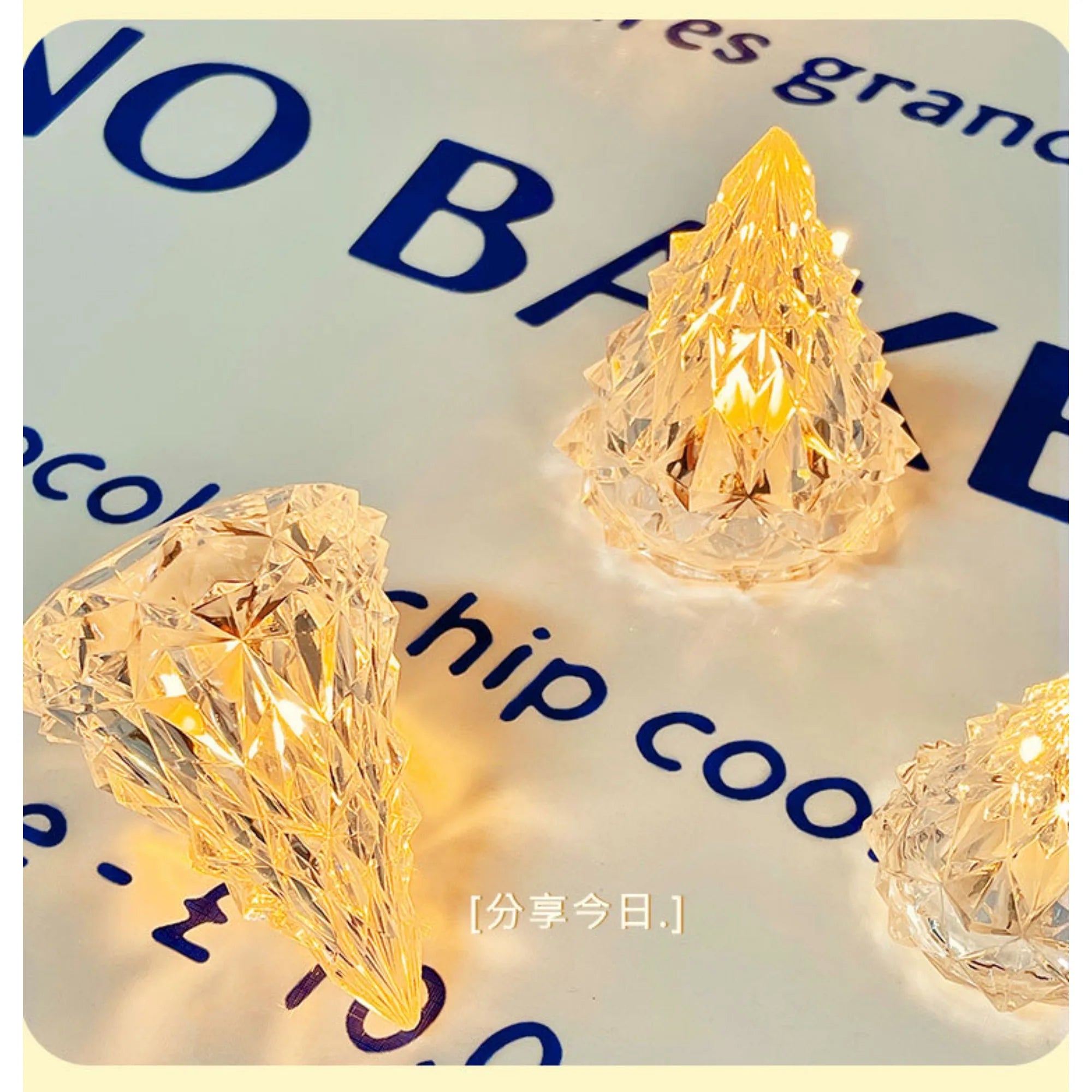 Cute Battery-Powered Christmas Lamp