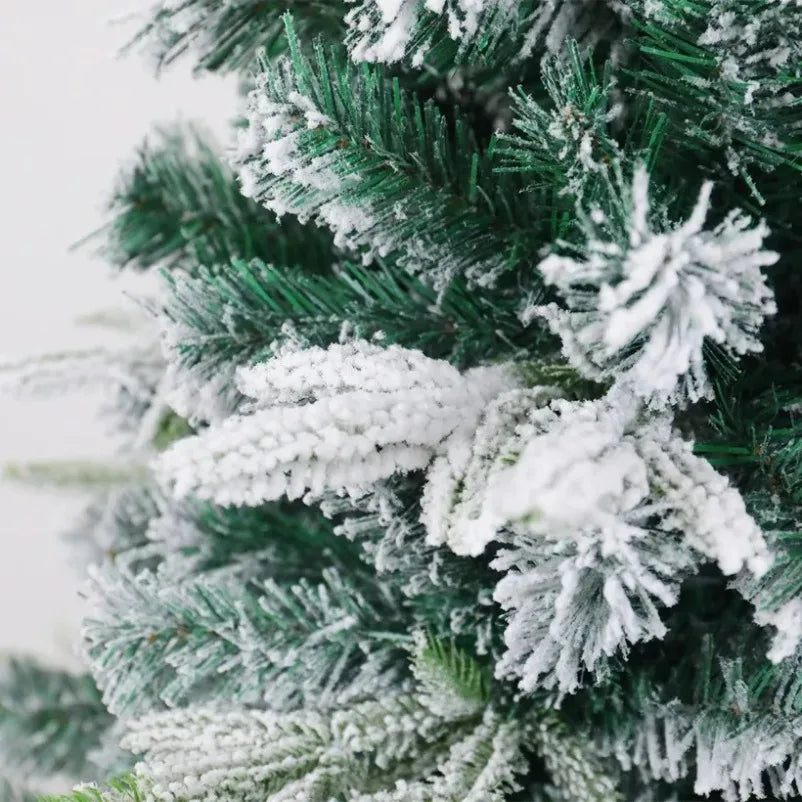 Snow-Sprayed PE&PVC Artificial Christmas Tree
