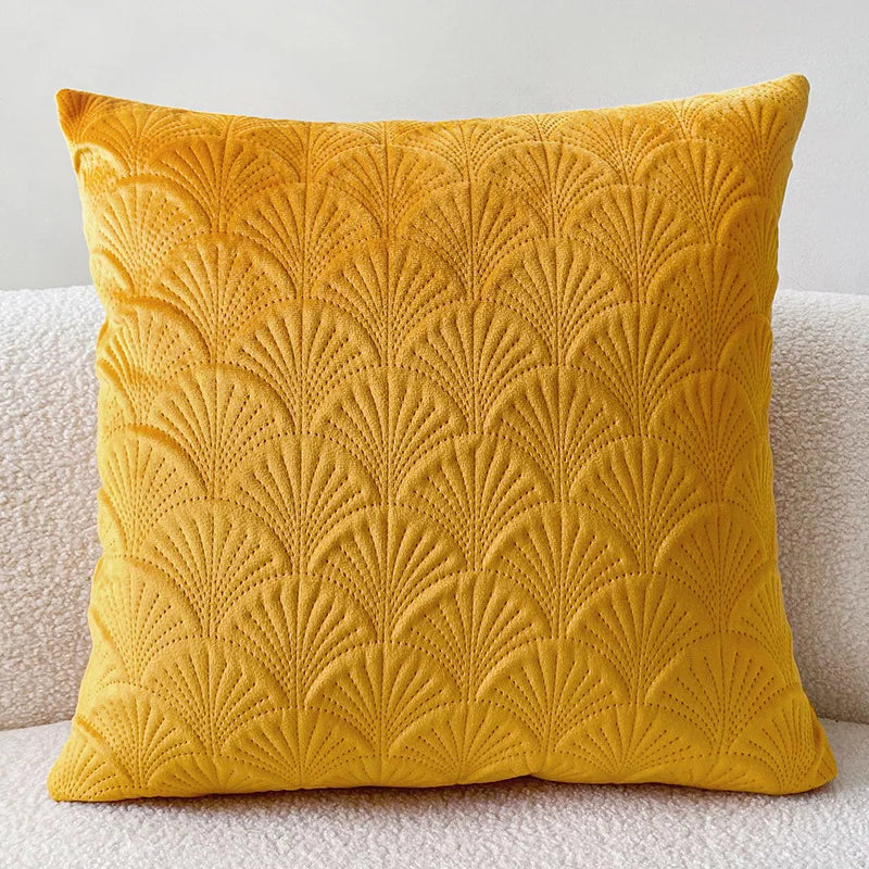 Velvet Scallop Luxury Cushion Cover (45×45cm)