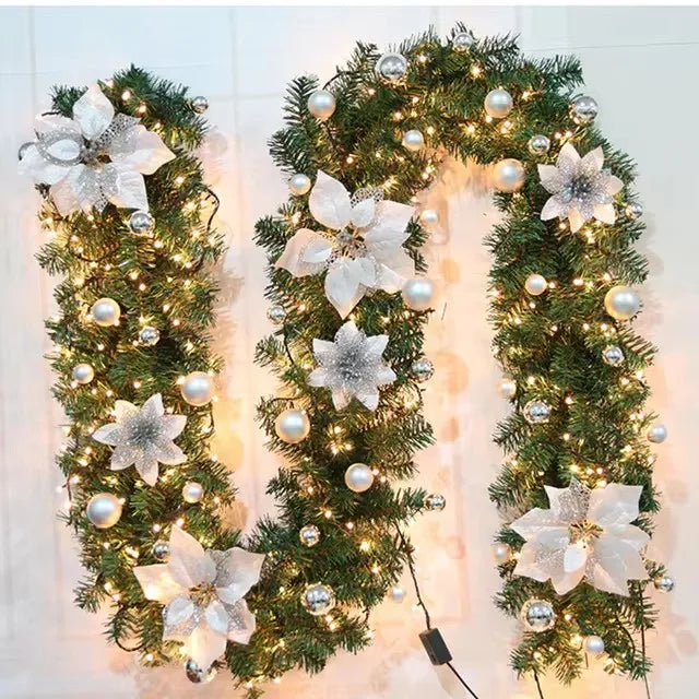 2.7m Luxury LED Christmas Cane Wreath Banner