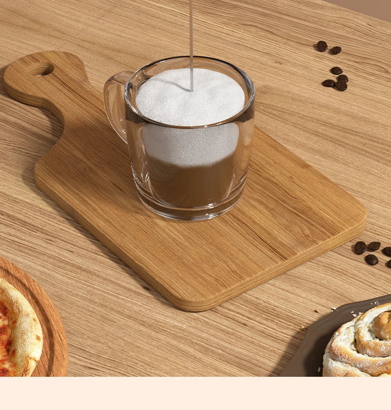 Mini batedor de leite portátil, ideal para café com leite, cappuccino, frappé, matcha, chocolate quente e outras bebidas.