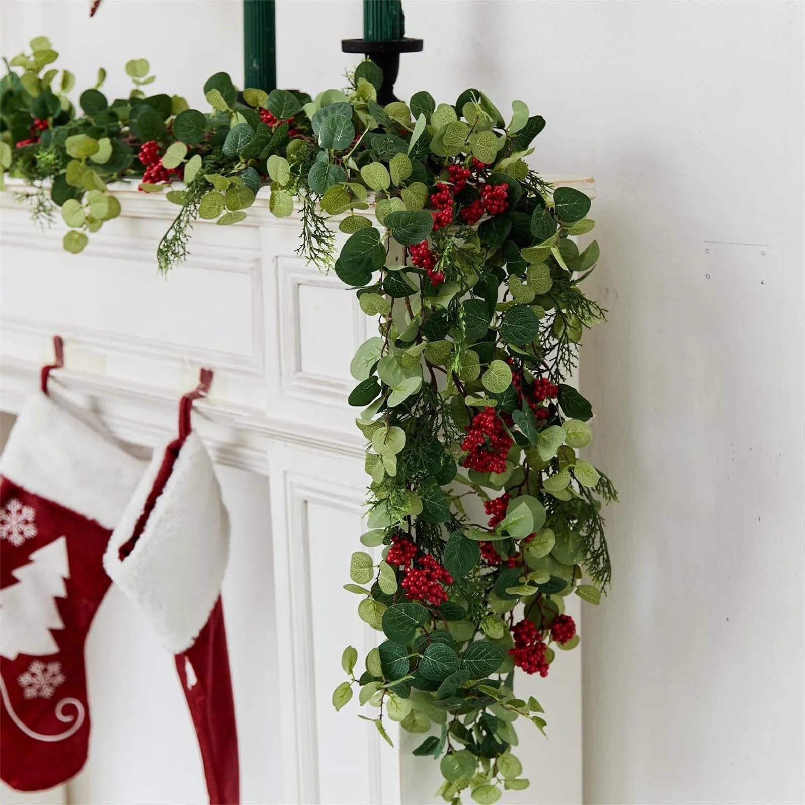 6.3ft Christmas Berries Garland Decoration